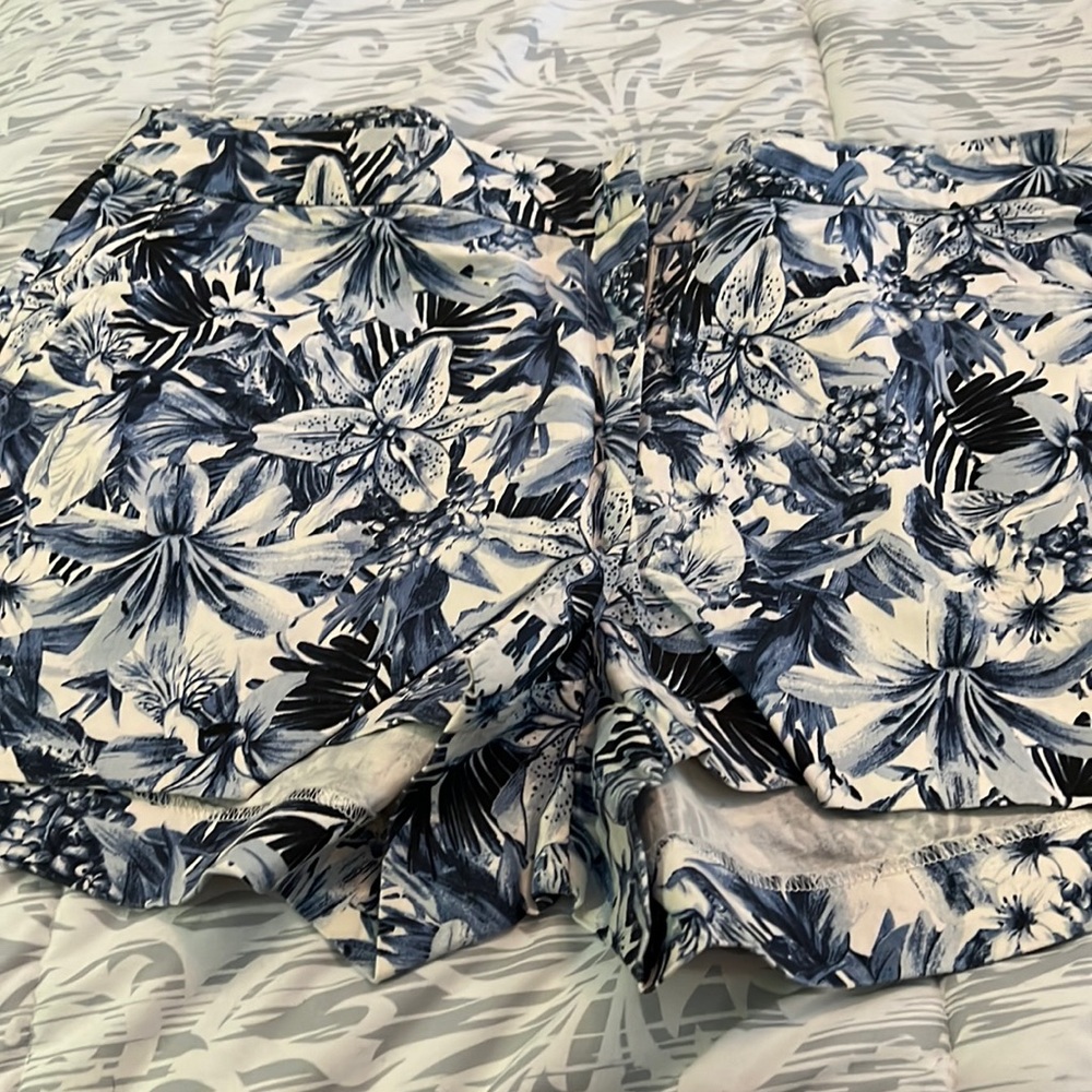 H & M shorts
